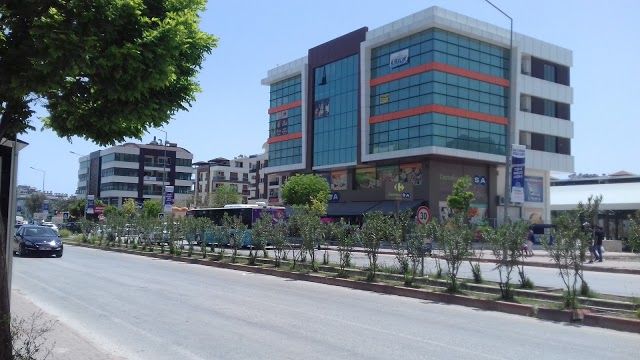 Liman Mahallesi Kapali Pazar Ve Spor Alani